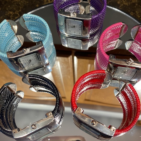 Eikon Stainless Steel pleather watch & spring loaded Cuff!  NWT Choice of 1 - Picture 6 of 16